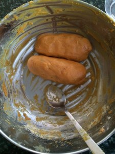 Make elongated roundels that will fit in the murukku press.