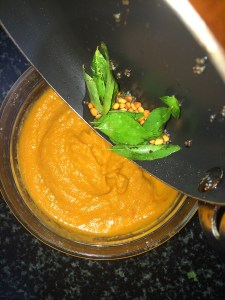 Transfer the tempered mixture over the chutney. 