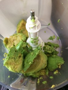 Remove the pit and scoop the pulp and place them in the blender.