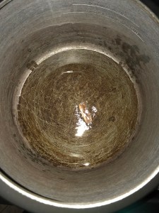 Take oil in a pressure cooker and temper cinnamon.